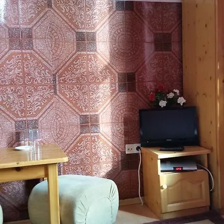 Shans 2 2* Szófia