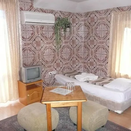 Shans 2 2* Szófia