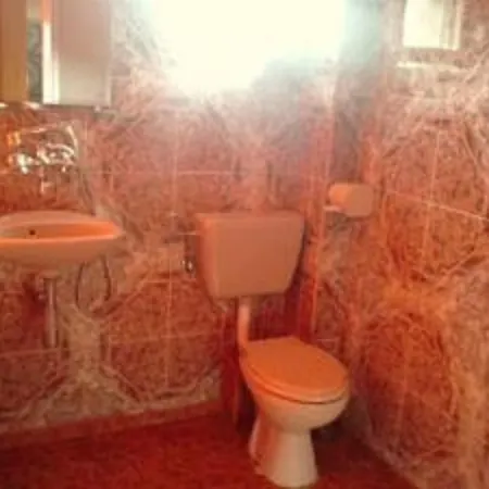 Shans 2 Hotel