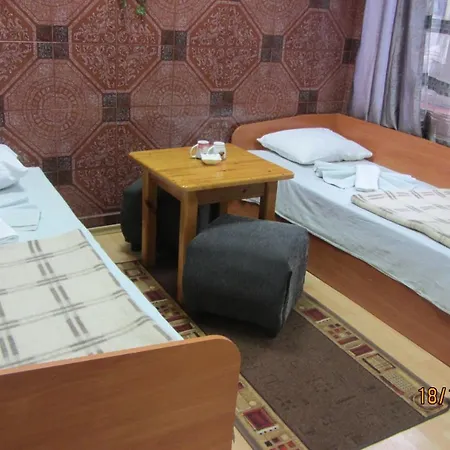 Hotel Shans 2