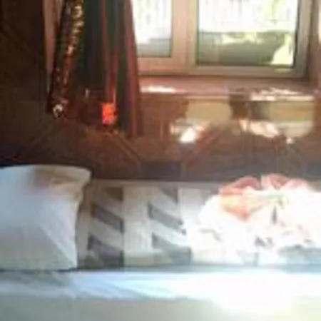 Shans 2 Hotel