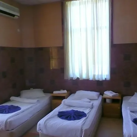 Shans 2 Hotel
